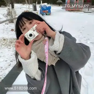 庞芯若